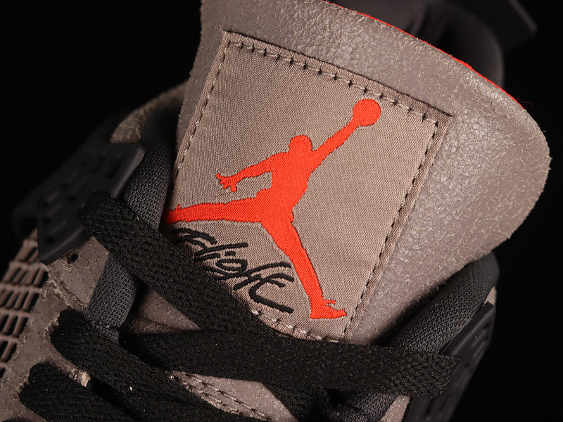 AJ4