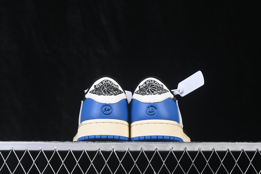 AJ1 Low