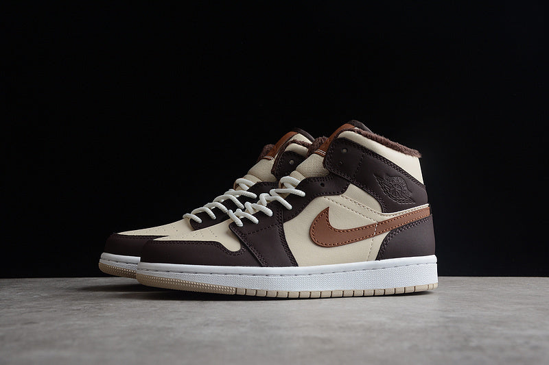 AJ1 Mid