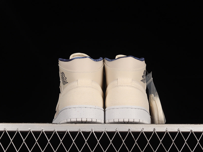 AJ1 Mid