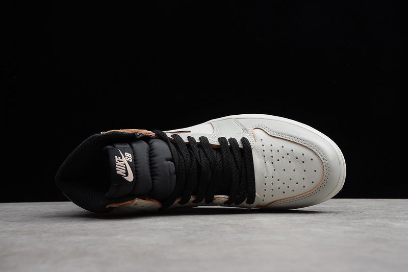 AJ1 High