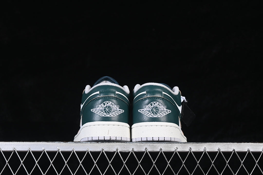 AJ1 Low