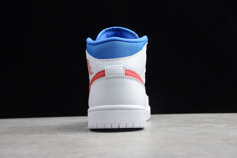 AJ1 Mid