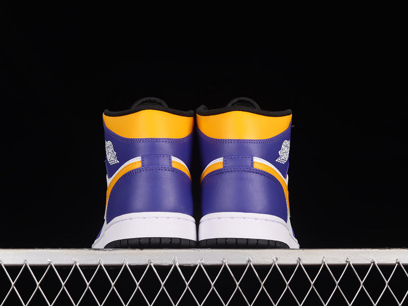 AJ1 Mid