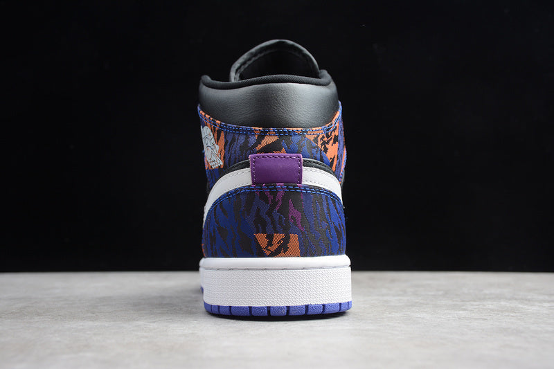 AJ1 Mid