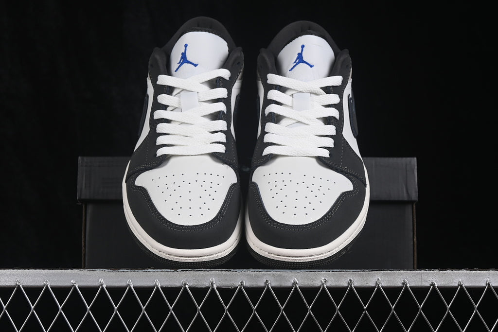 AJ1 Low