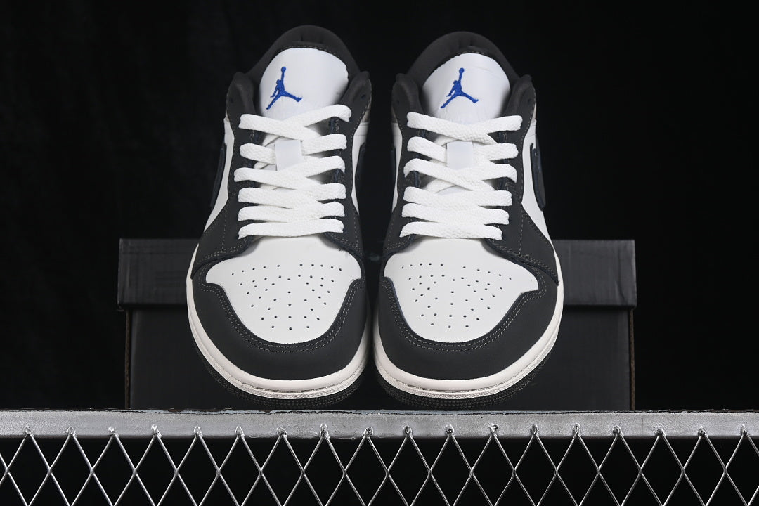 AJ1 Low
