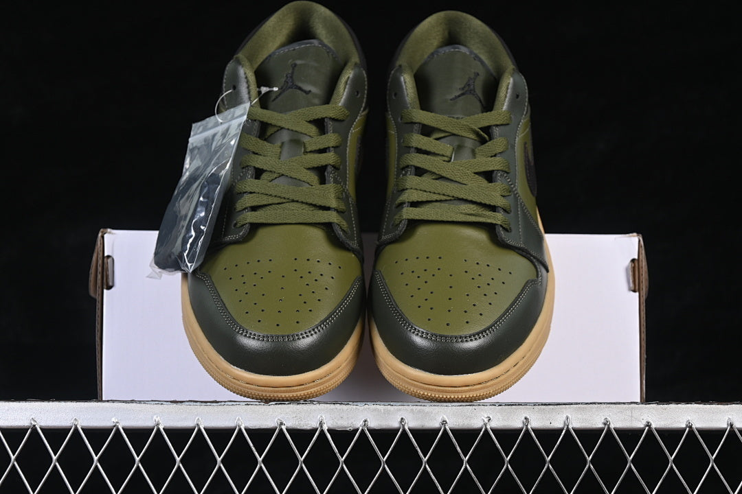AJ1 Low