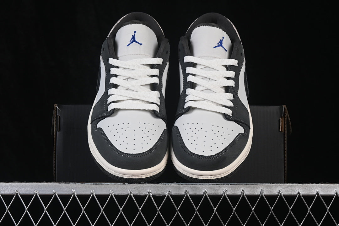 AJ1 Low