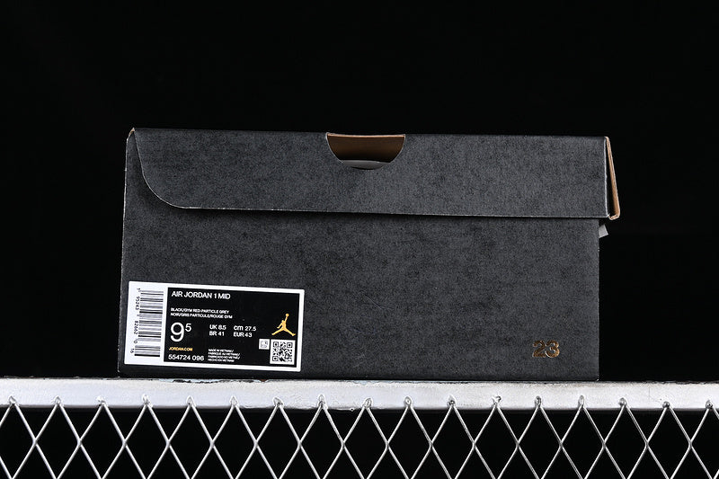 AJ1 Mid