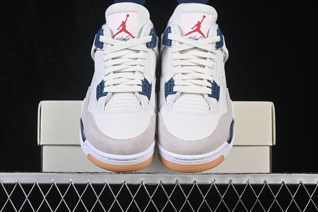 AJ4
