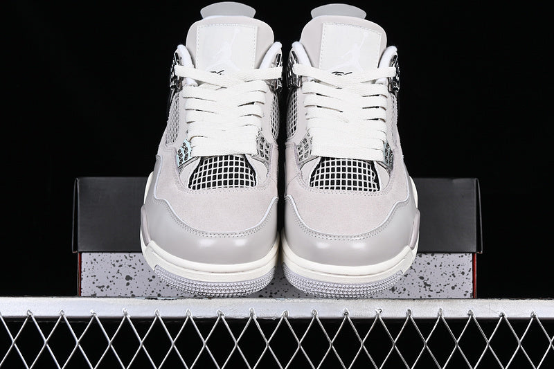 AJ4