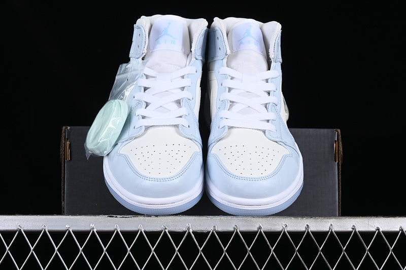 AJ1 Mid