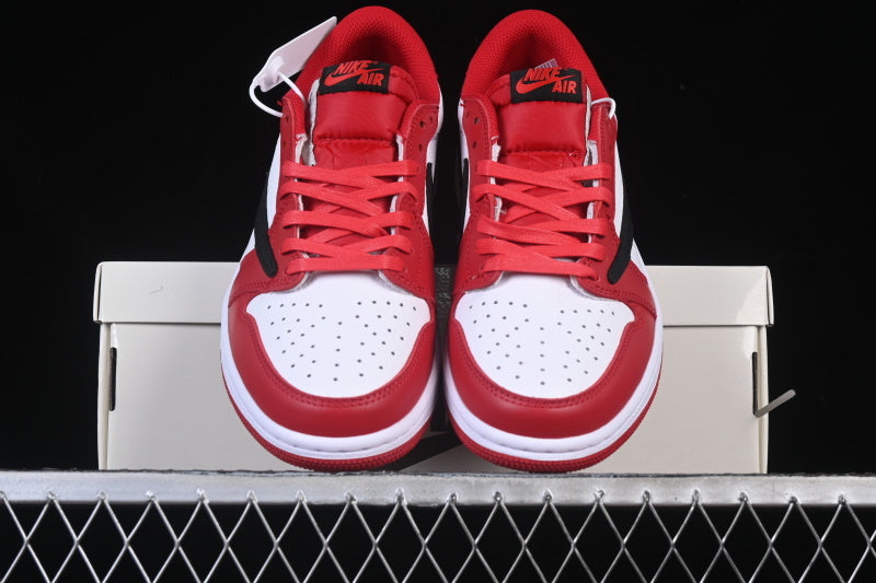AJ1 Low