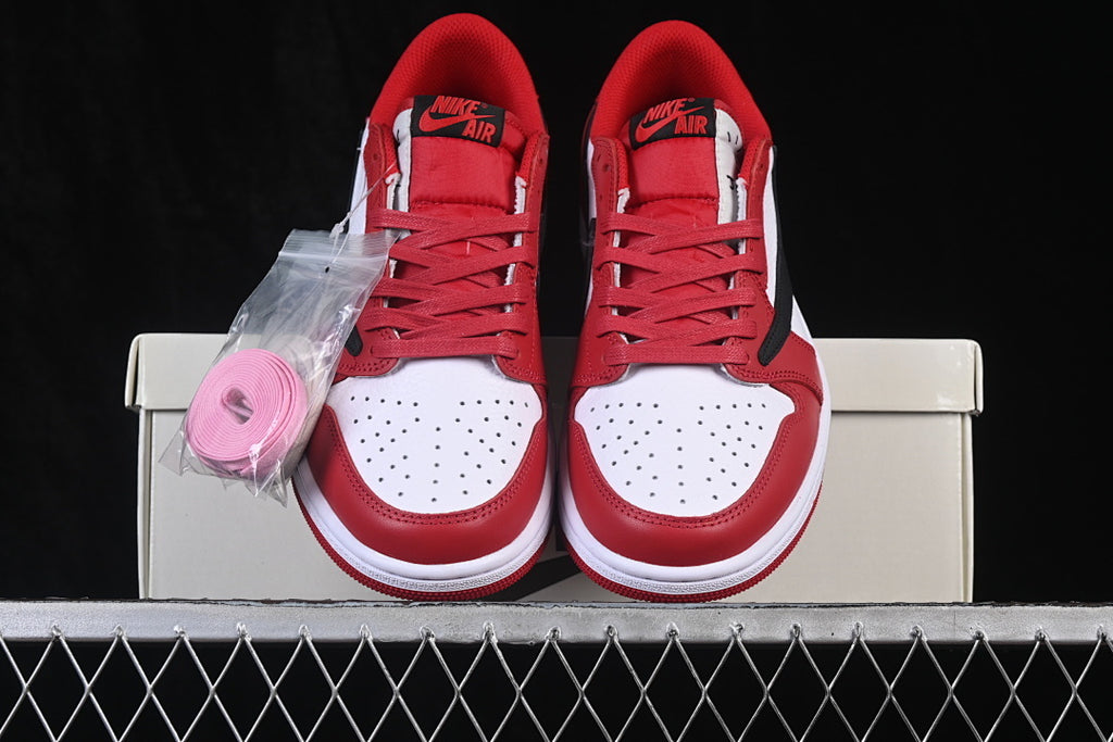 AJ1 Low