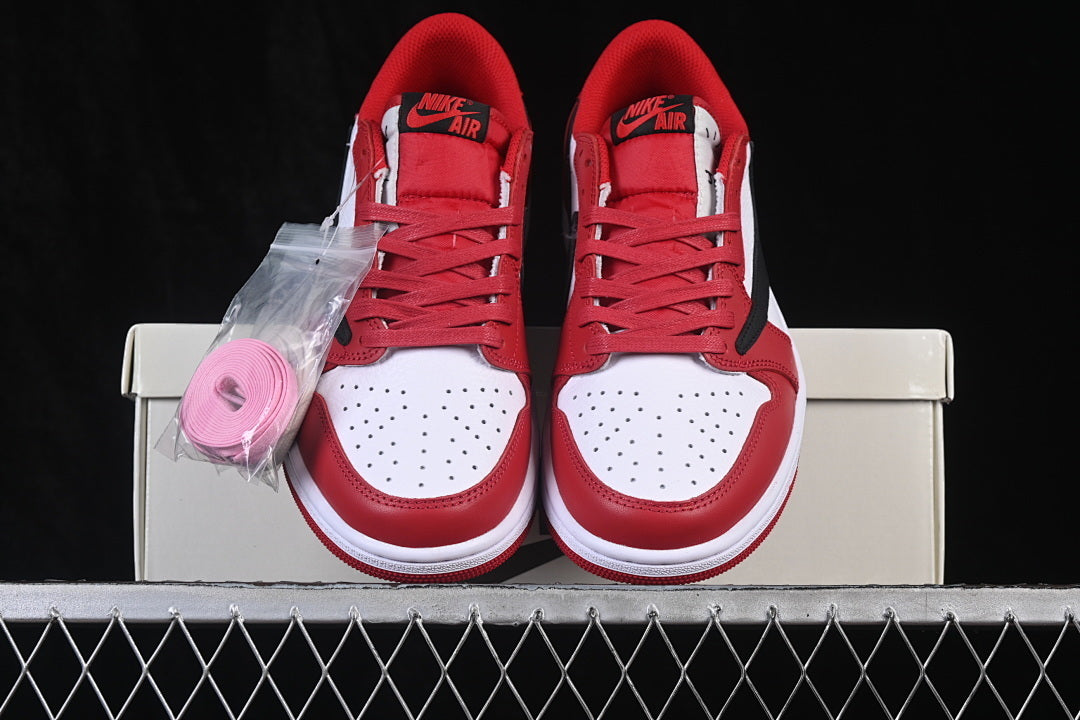 AJ1 Low