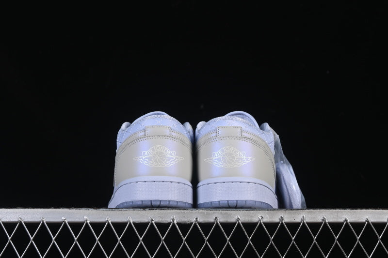 AJ1 Low