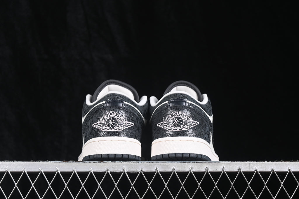 AJ1 Low