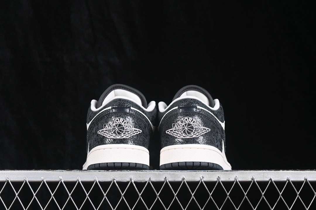 AJ1 Low