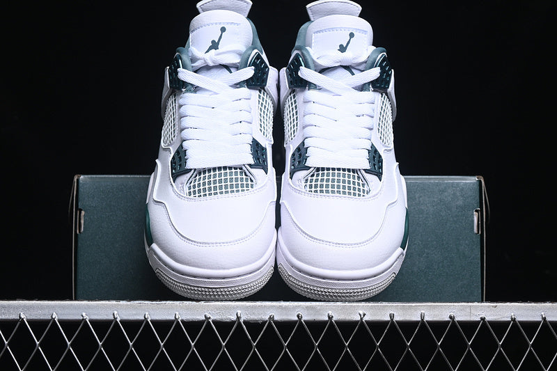 AJ4