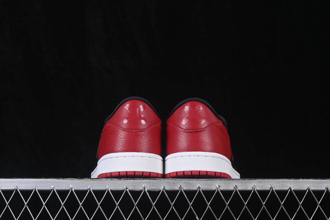 AJ1 Low