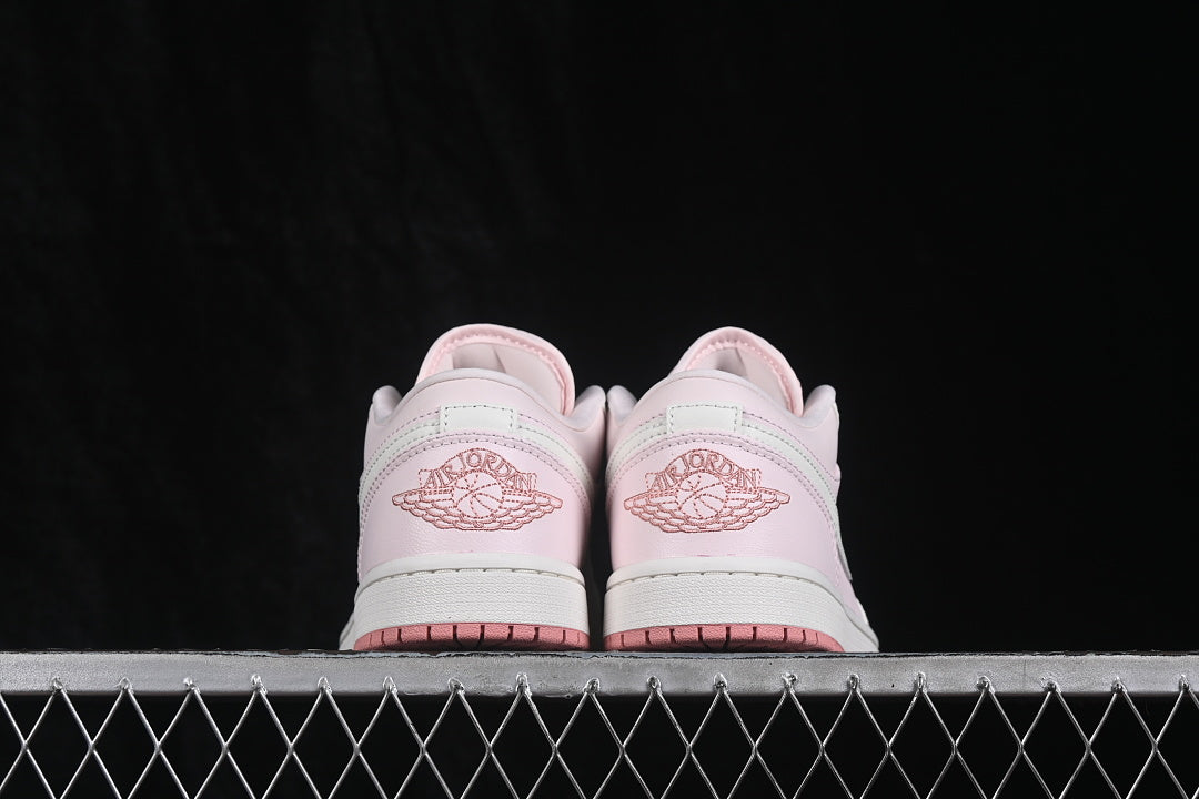 AJ1 Low