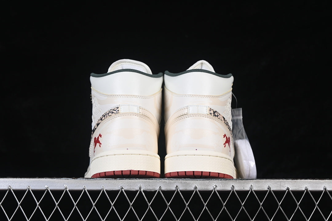 AJ1 Mid