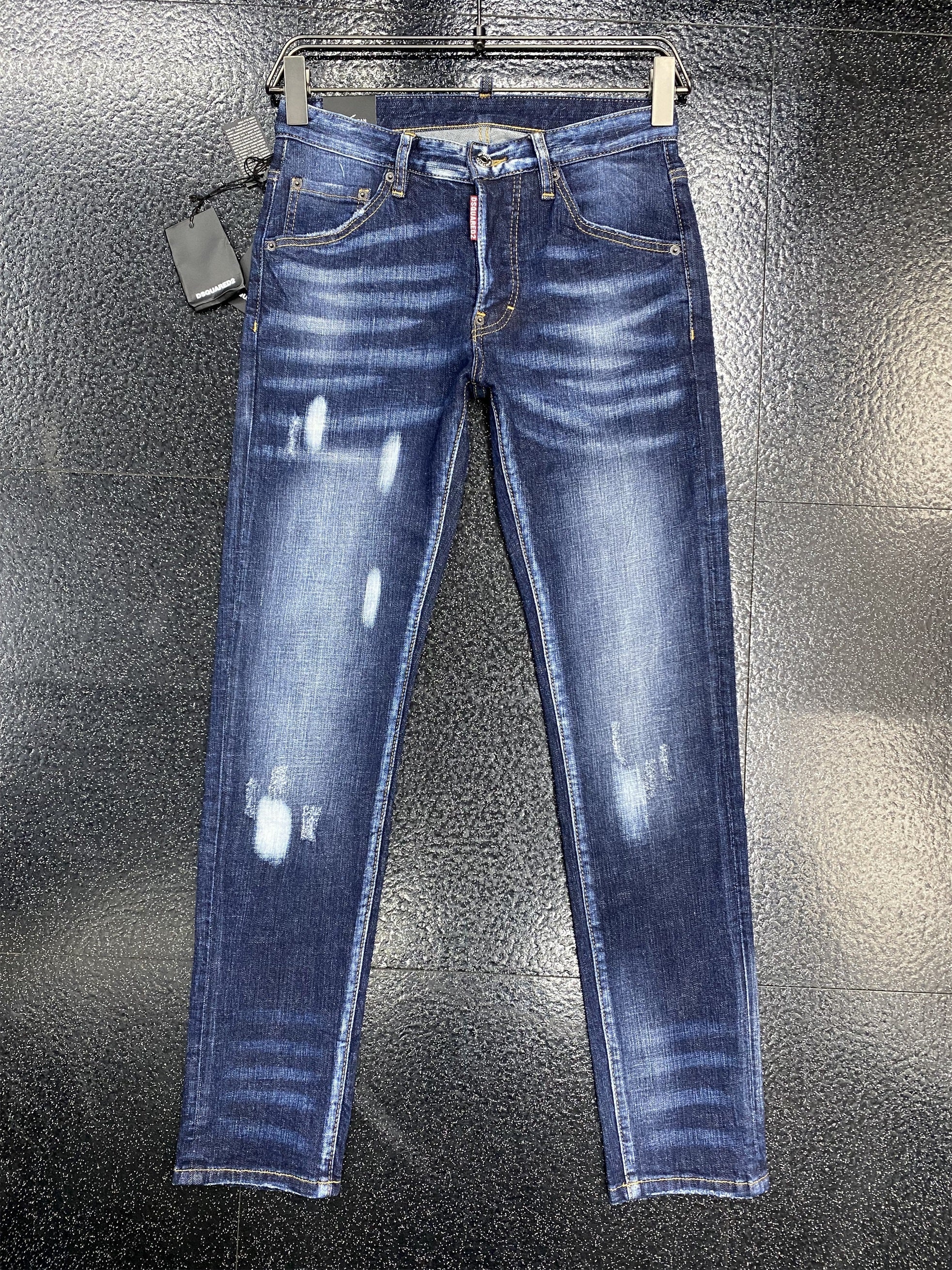 D2 Jeans