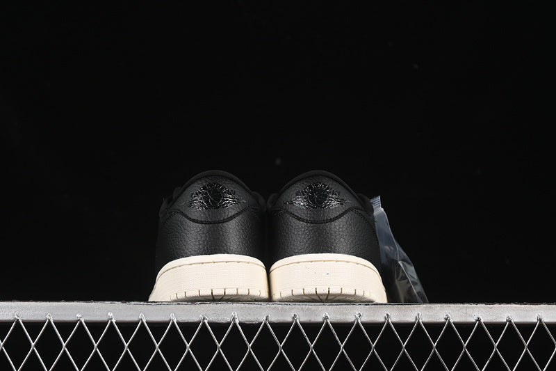 AJ1 Low
