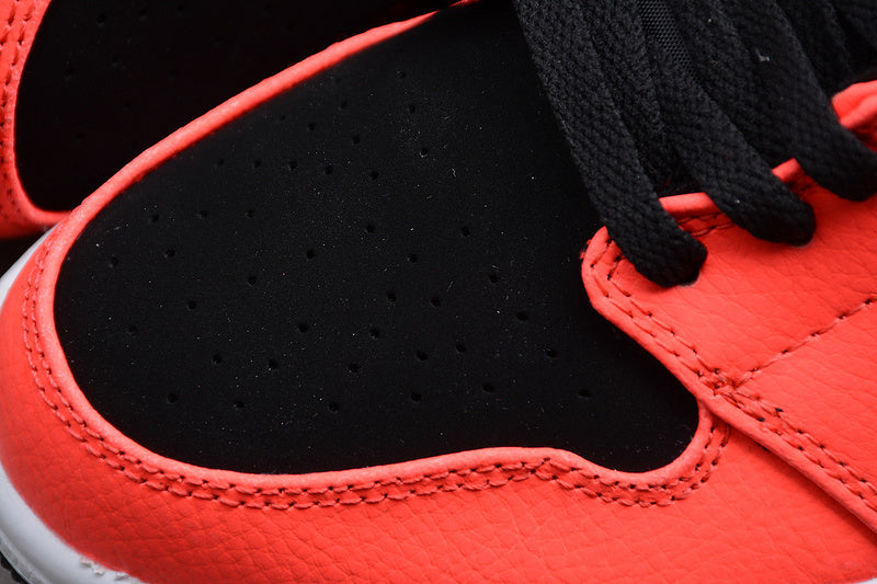AJ1 Mid