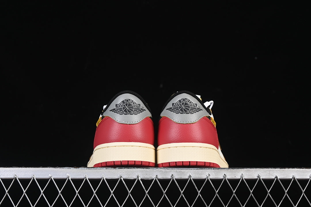 AJ1 Low