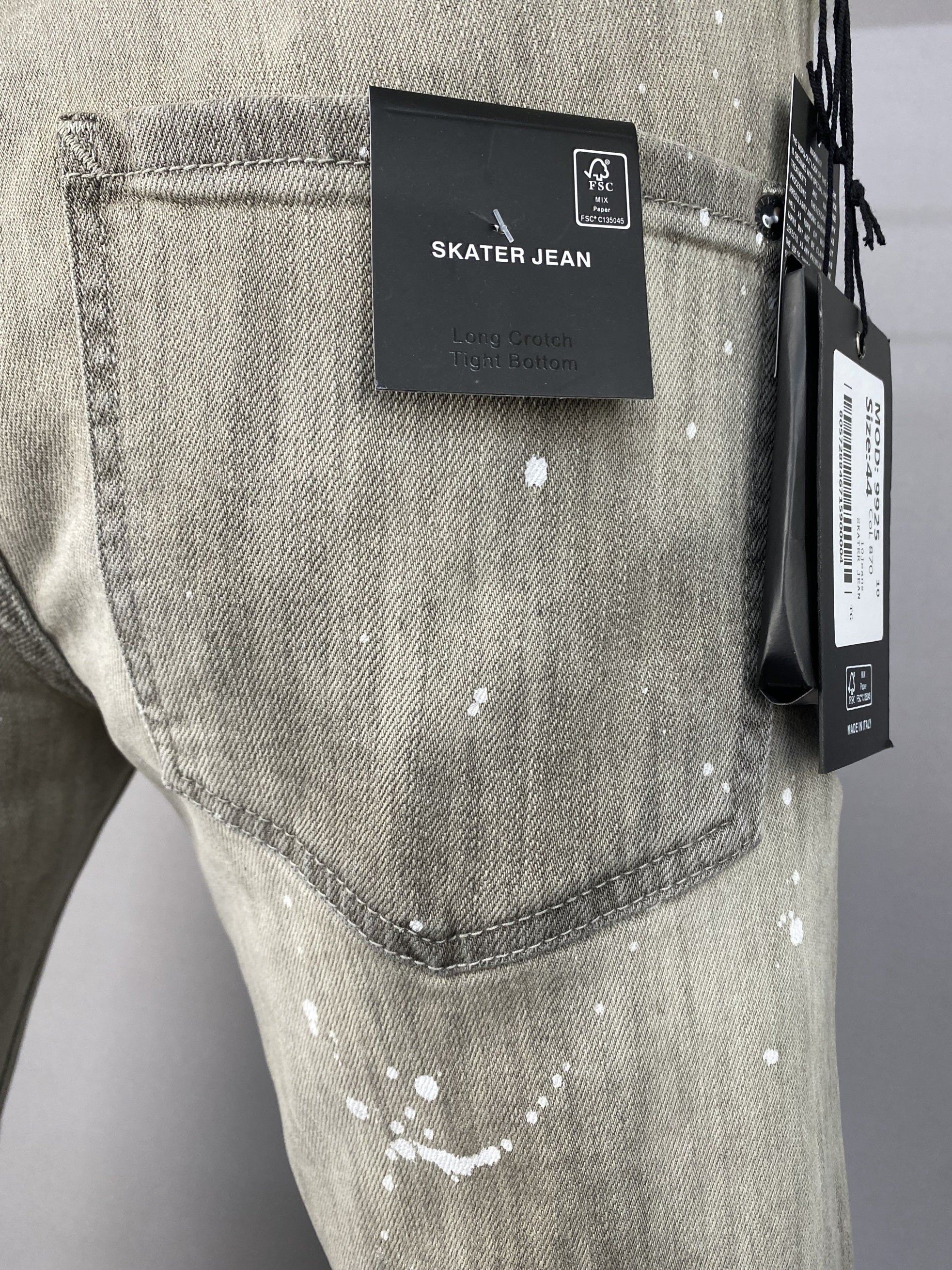 D2 Jeans