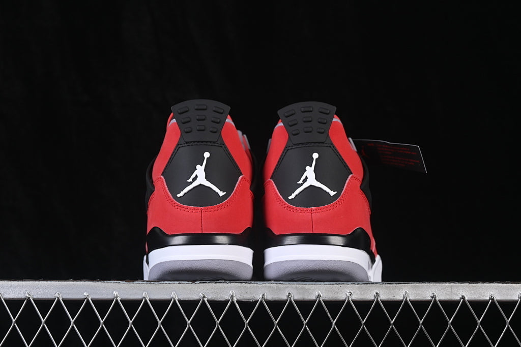 AJ4