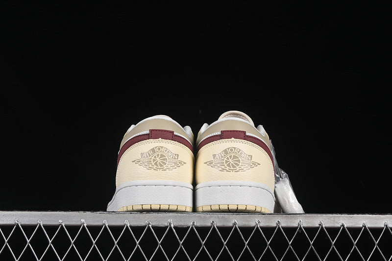 AJ1 Low