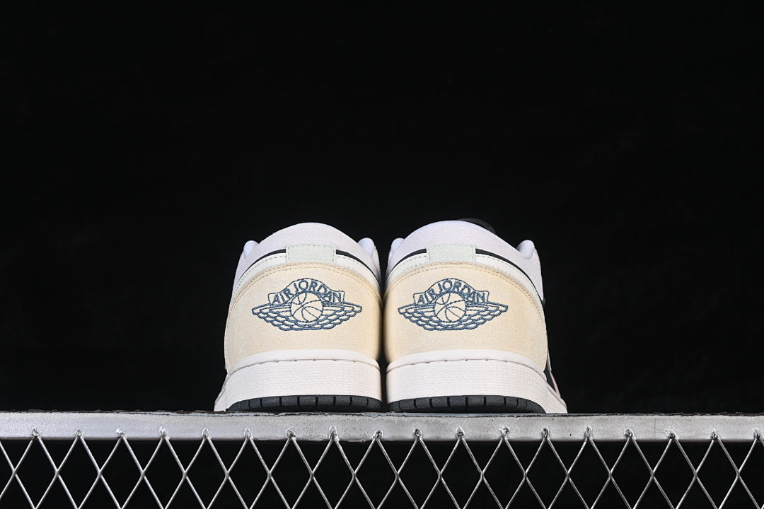 AJ1 Low