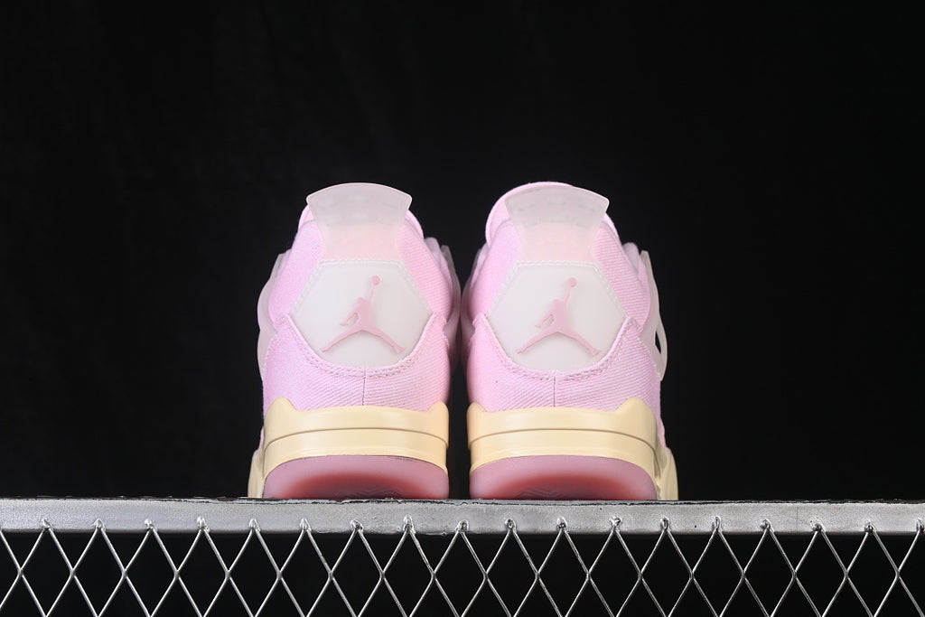 AJ4