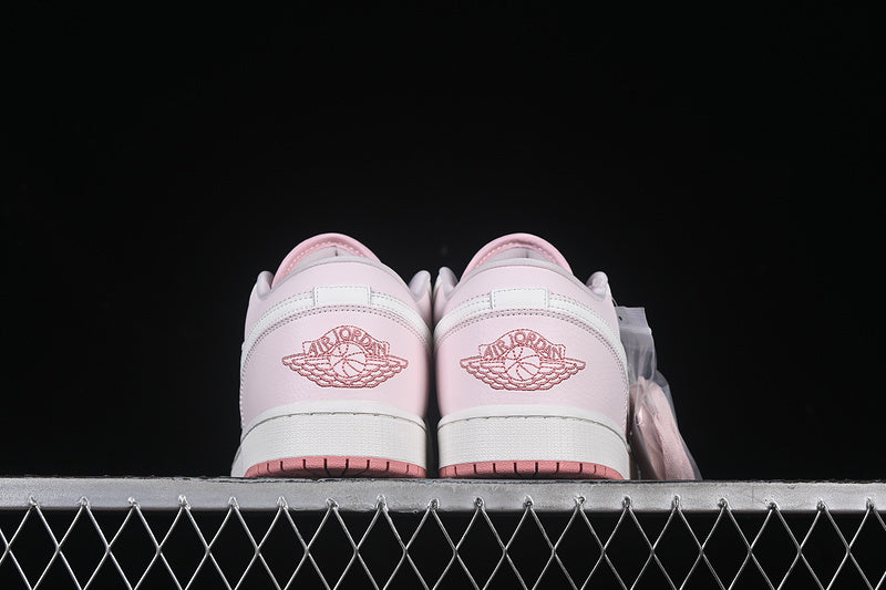 AJ1 Low