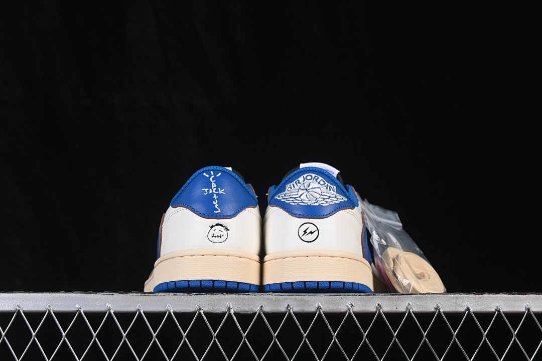 AJ1 Low