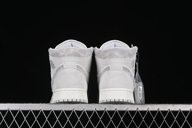 AJ1 Mid