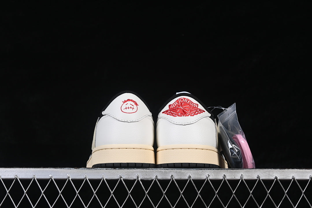 AJ1 Low