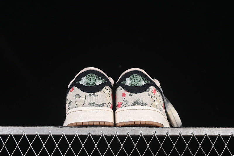 AJ1 Low