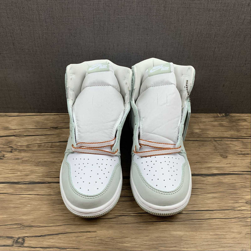 AJ1 High