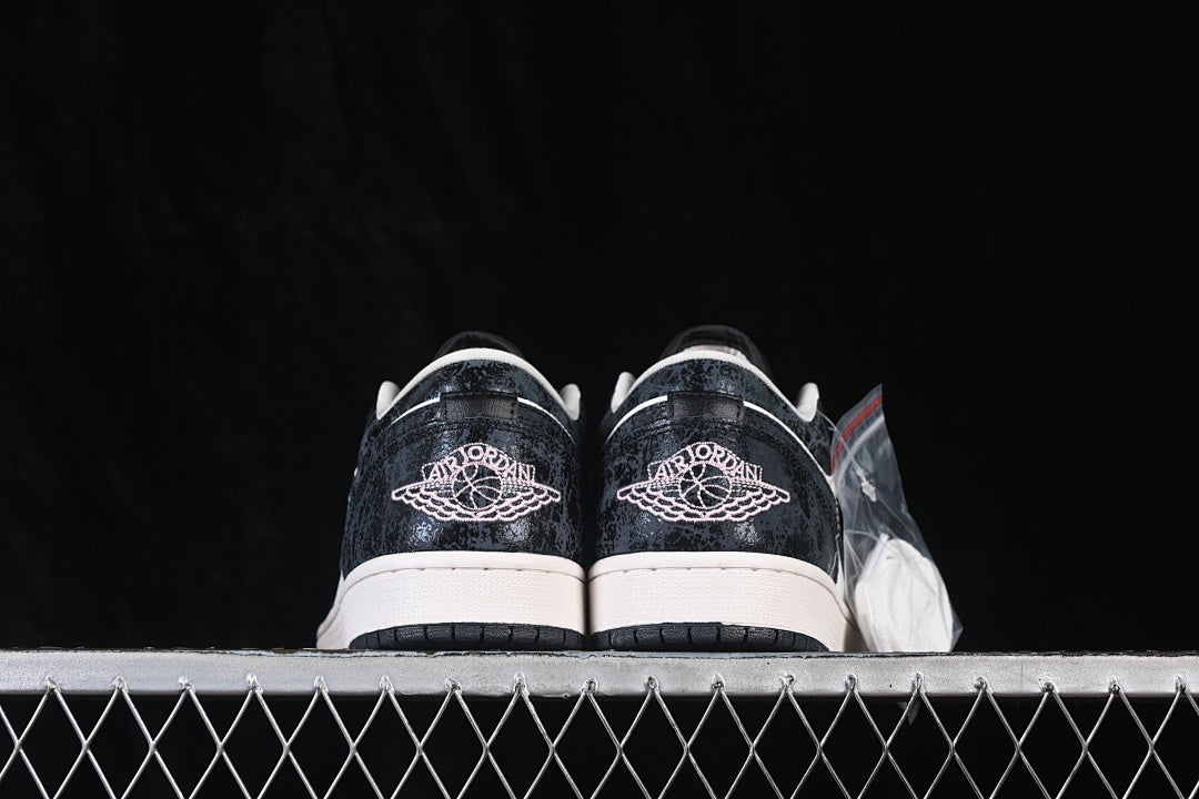 AJ1 Low