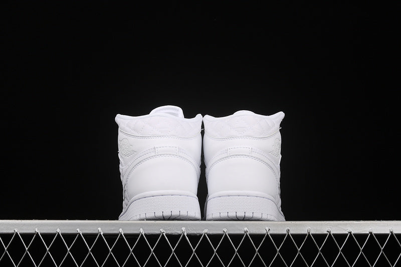 AJ1 Mid
