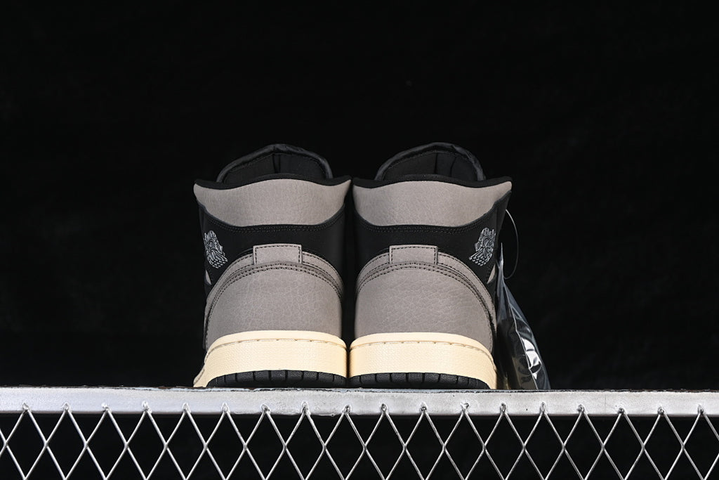 AJ1 Mid