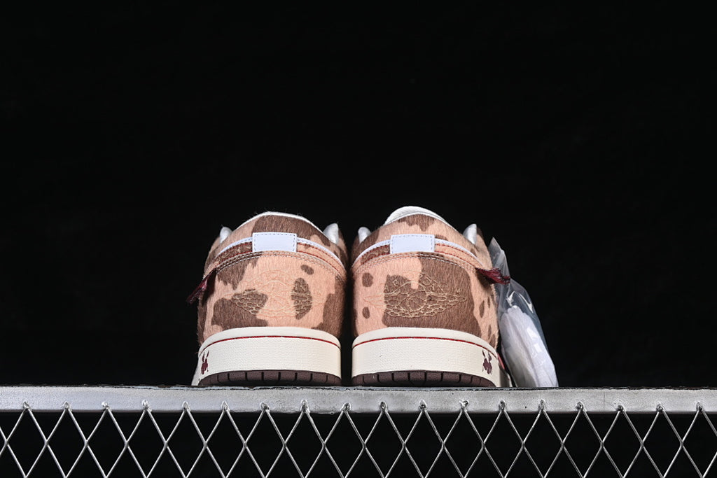 AJ1 Low