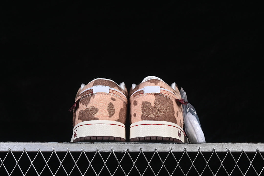 AJ1 Low