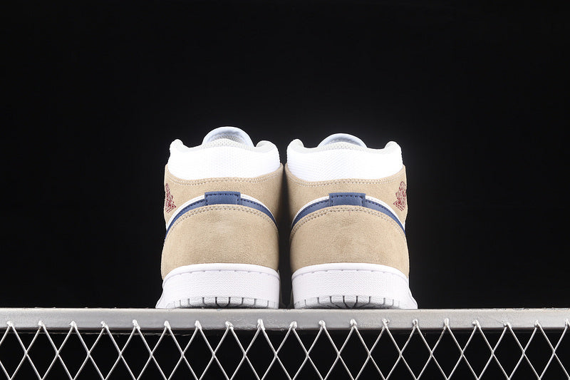 AJ1 Mid