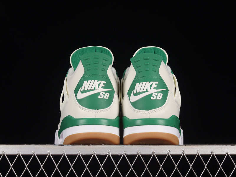 AJ4