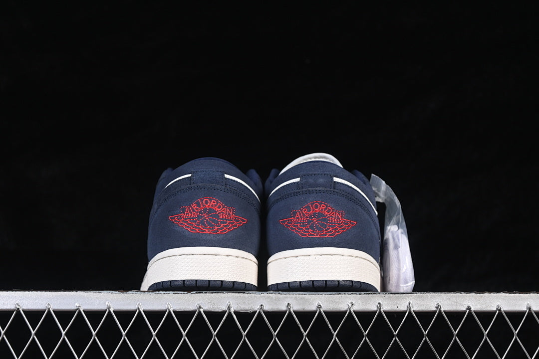 AJ1 Low